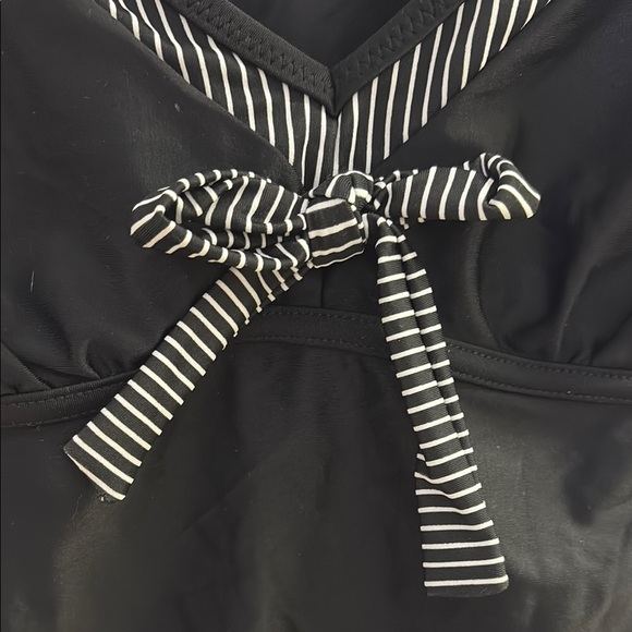 4/$20 Black bathing Tank Top with Striped Accents, wired bra (no cups) - Picture 2 of 7